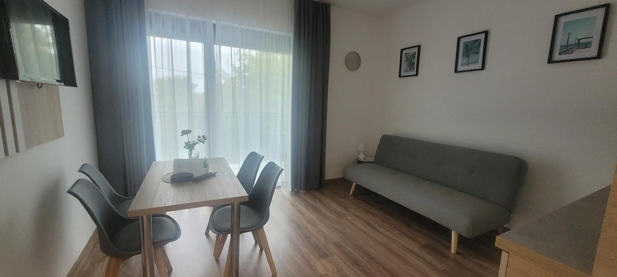 Csaladi Kikoeto Apartman Gyula Exterior foto