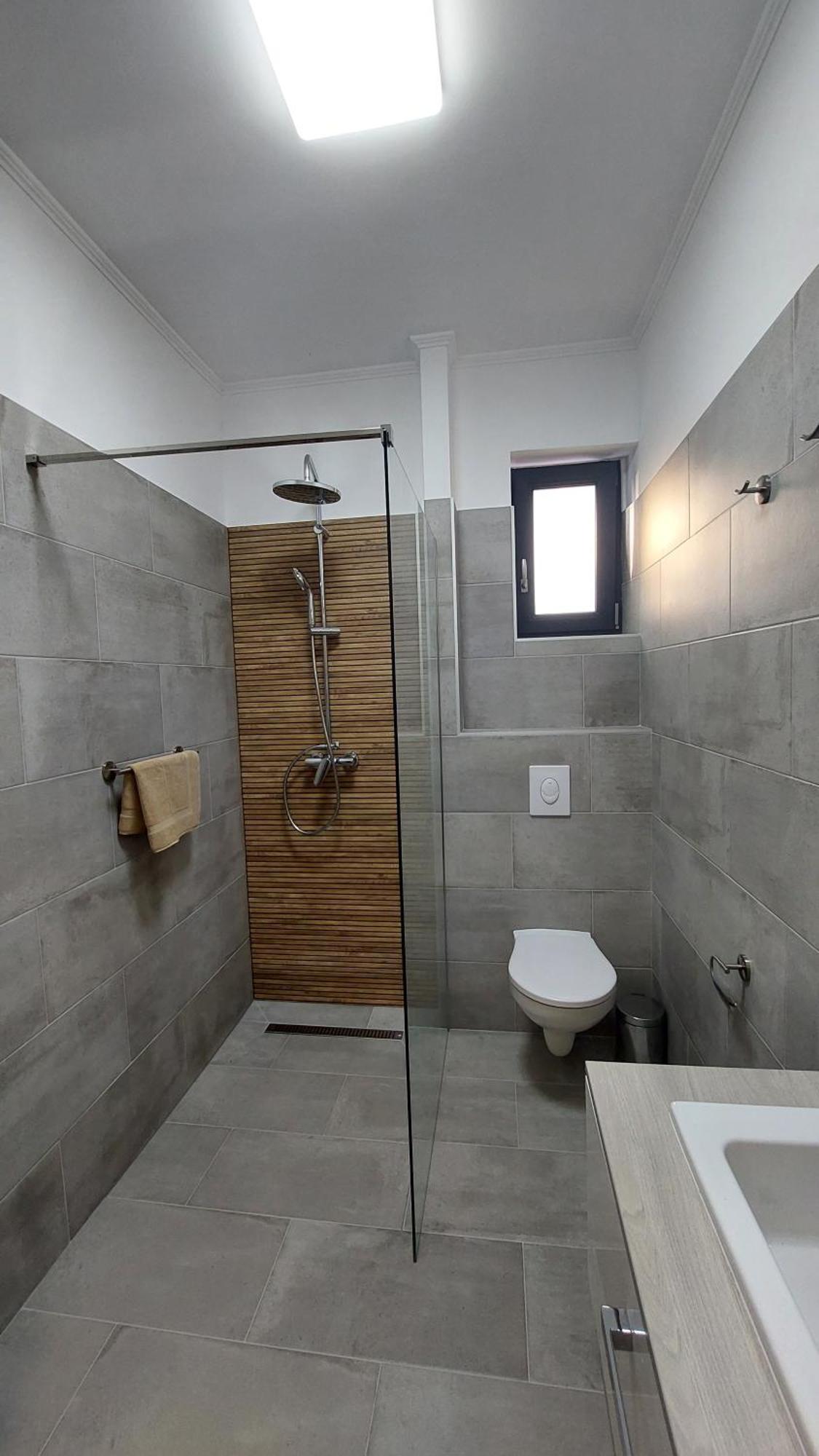 Csaladi Kikoeto Apartman Gyula Exterior foto